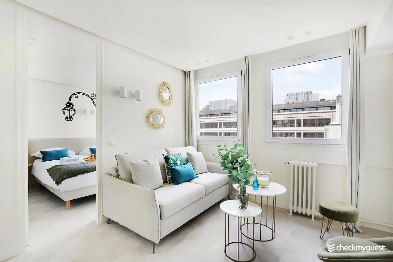 Cmg Ponthieu /champs-elysees Apartment Paris