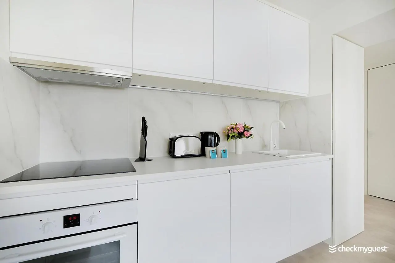 Cmg Ponthieu /champs-elysees Apartman *