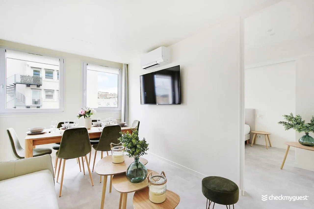 Cmg Ponthieu /champs-elysees Париж